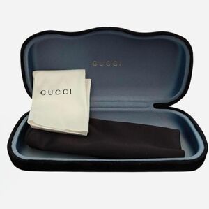 Gucci Eyewear Velour Hard Case with Dust Cloths - Black